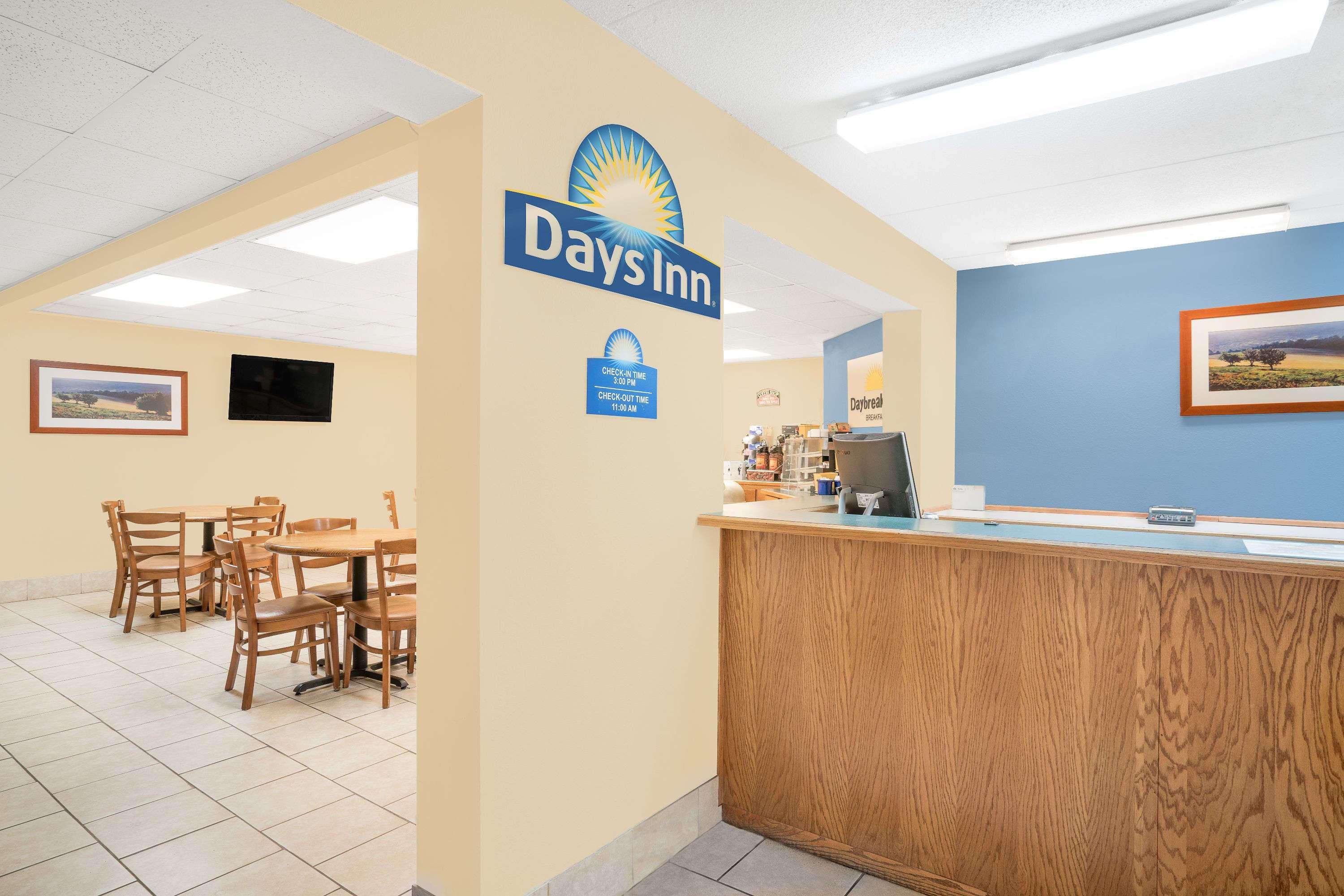 Days Inn By Wyndham Alexandria Mn Dış mekan fotoğraf