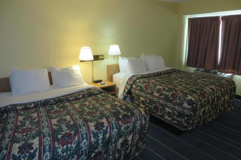 Days Inn By Wyndham Alexandria Mn Dış mekan fotoğraf